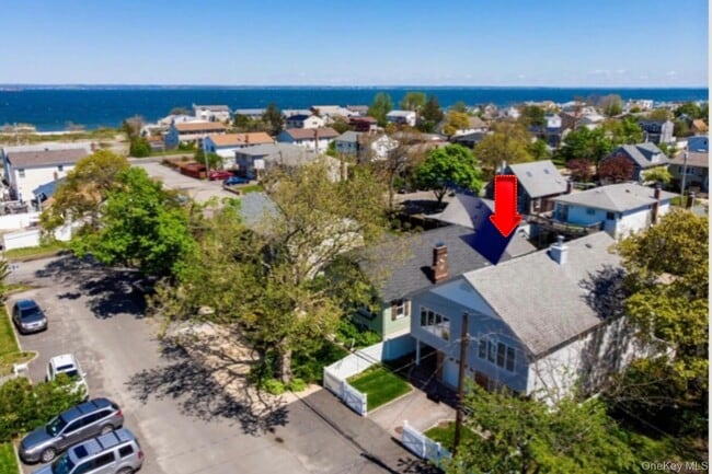 Building Photo - 11 7th St