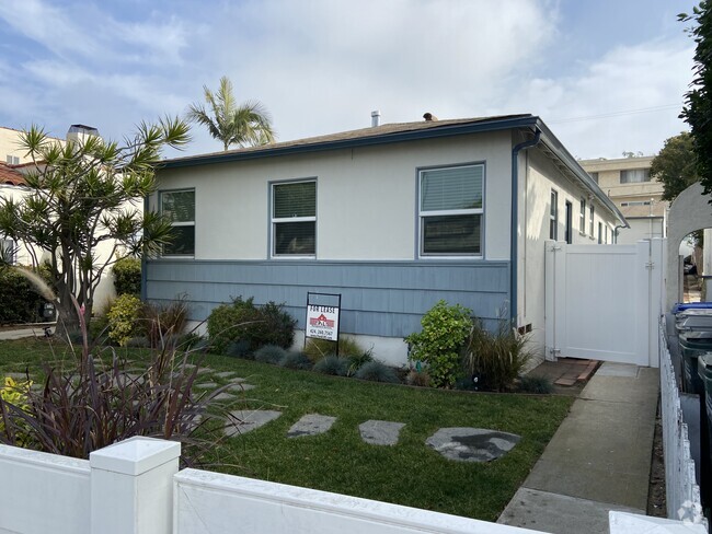 Building Photo - 912 S Pacific Coast Hwy Unit 912 S. PCH Rental