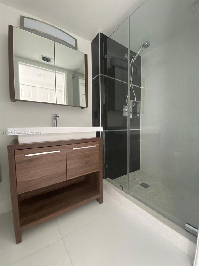 Photo - 19101 Mystic Pointe Dr Unit 2306