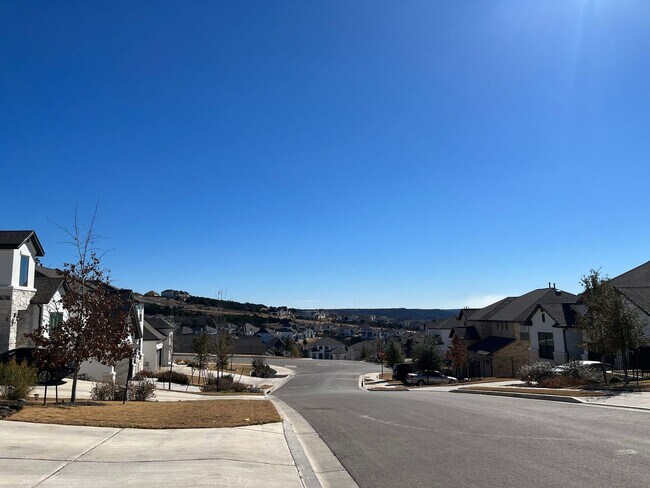 Photo - 1404 Castalo Ln