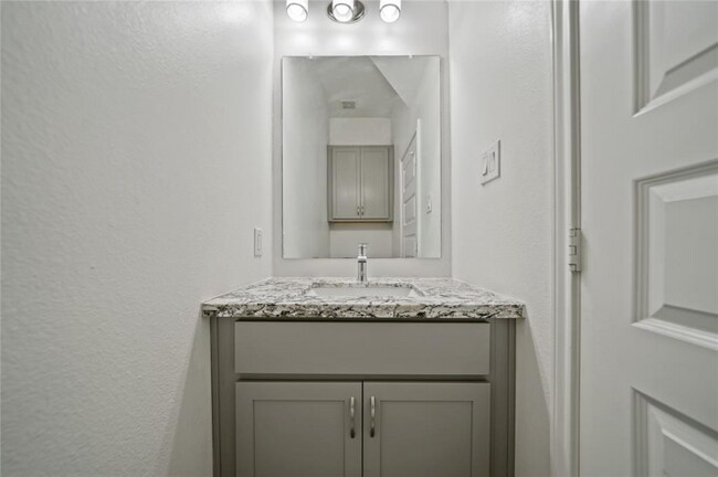 Photo - 7807 Tierwester St