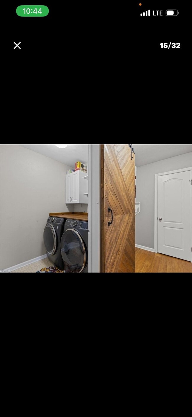 Photo - 181 Golden Maple Dr