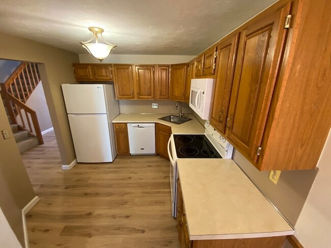 Photo - 501 Ridgefield Cir