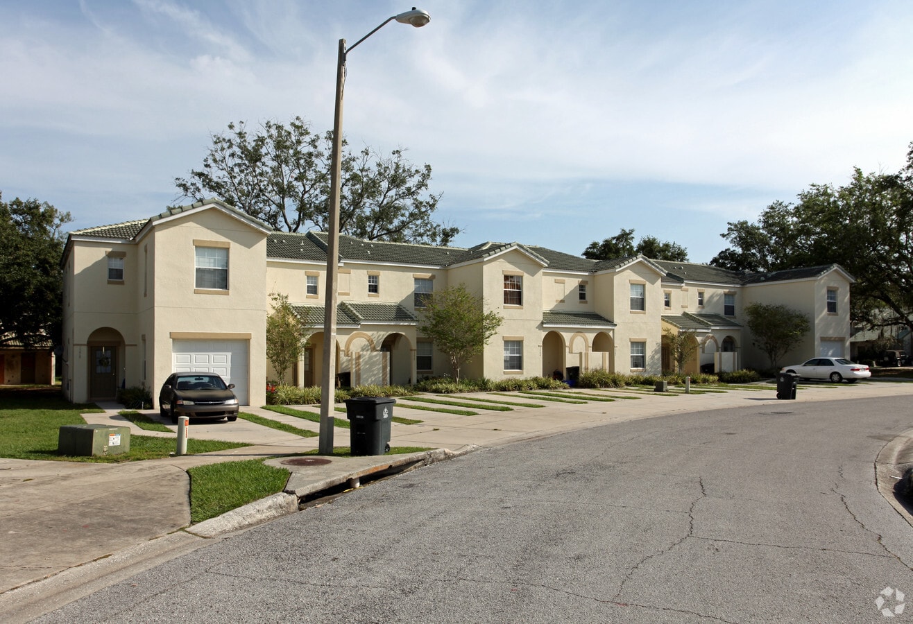 Photo - Village Grove Apartments