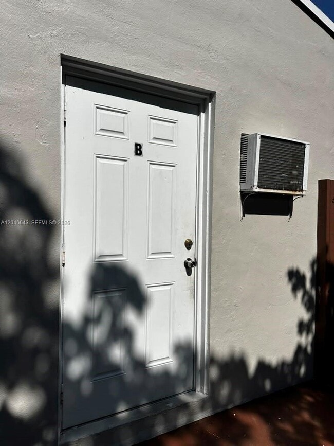 Photo - 1201 NE 148th St Unit B
