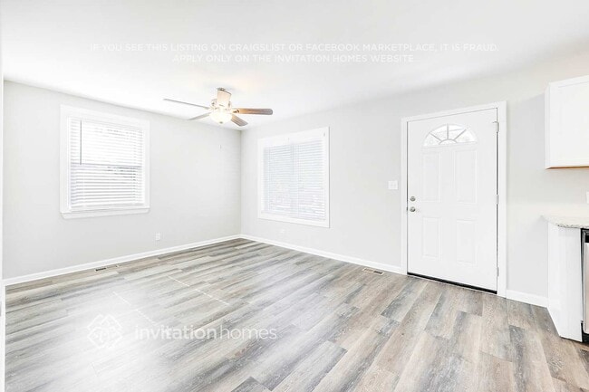 Photo - 3216 Holland Ln