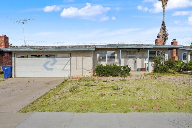 Building Photo - Unit