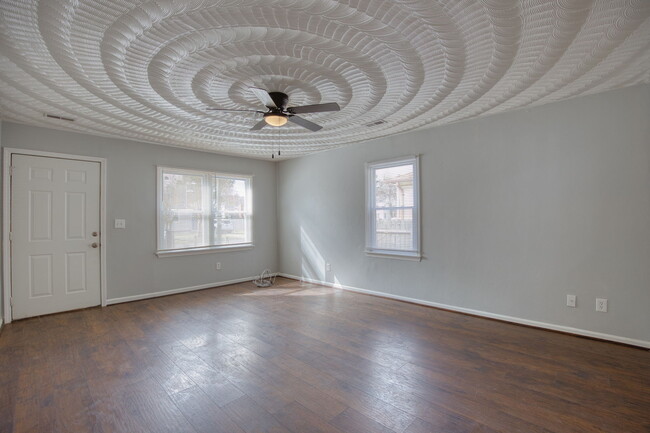 Photo - 2902 Princeton Ave