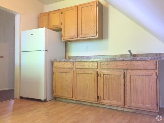 Building Photo - 67 Derby Ave Unit 3 Rental