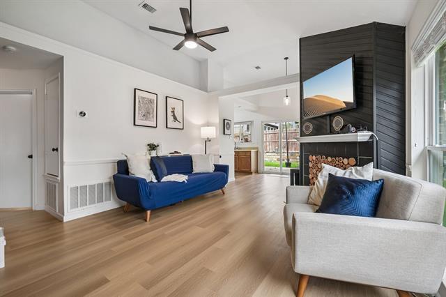 Photo - 924 Ramblewood Dr