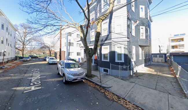 Building Photo - 24 Hardwick St Unit 3