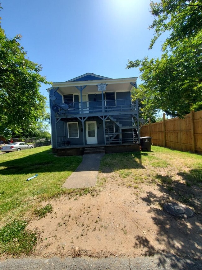 Building Photo - 1241-1245 Hattie (Drawer 1 - 608) Unit 1245 Rental