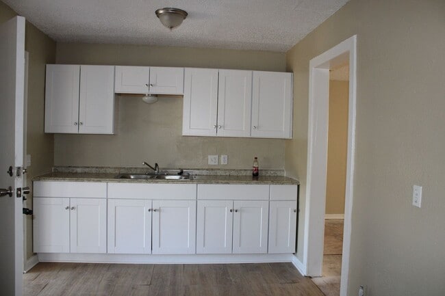 Photo - 3 Bed, new kitchen