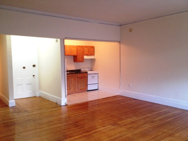 Photo - 509 Beacon St Condo Unit 4