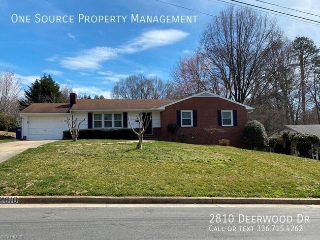 Photo - 2810 Deerwood Dr