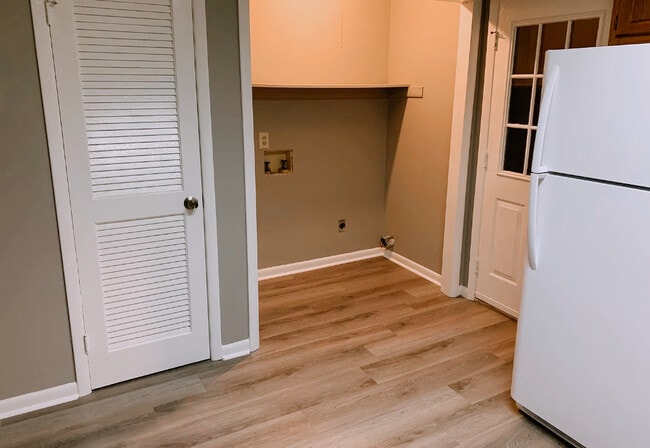 Photo - 1809 Windover Pl SW