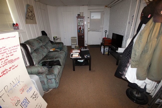 1 br, 1 bath - 327 S Division St Apt B #B - 1 br, 1 bath  - 327 S Division St Apt B #B Unidad Apt B