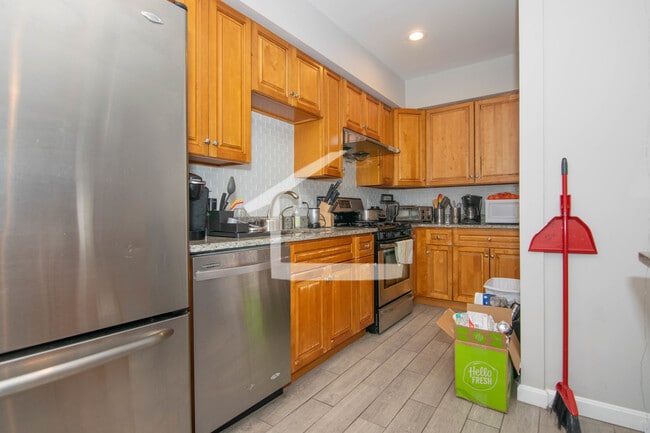 Photo - 115 Glenville Ave Unidad 1