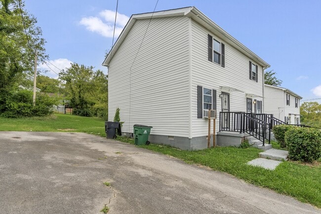 Photo - 3226 Lincoln Ave