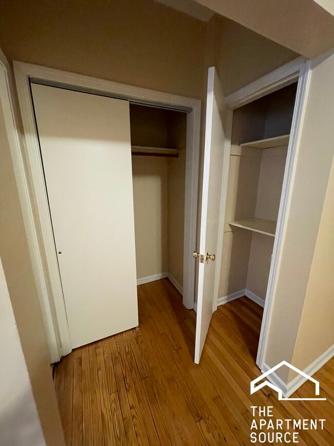Photo - 7728 N Marshfield Ave Unidad 1B