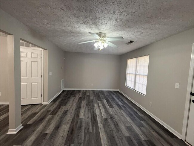 Photo - 3483 Waldrop Trail