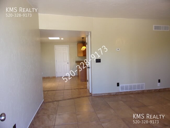 Photo - 5625 S Irving Dr