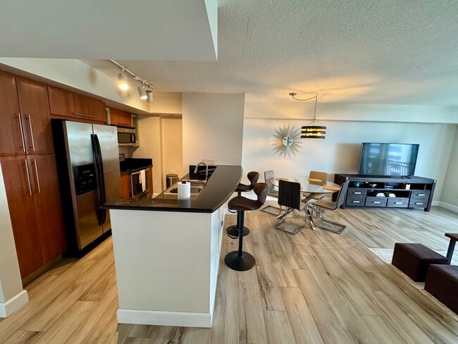 Photo - 3232 Coral Wy Unit 806