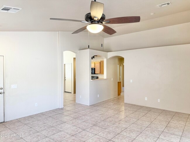 Photo - 16128 W Sherman St