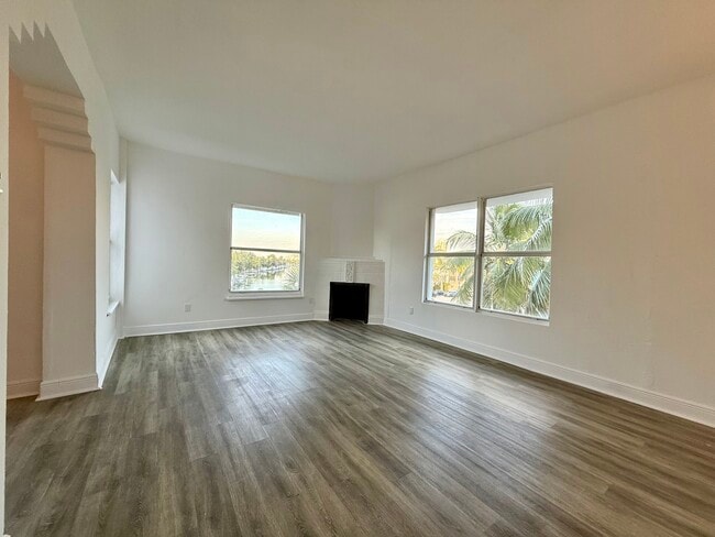 Photo - 4035 N Meridian Ave