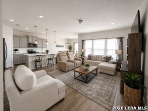 Photo - 6738 Shiraz Wy