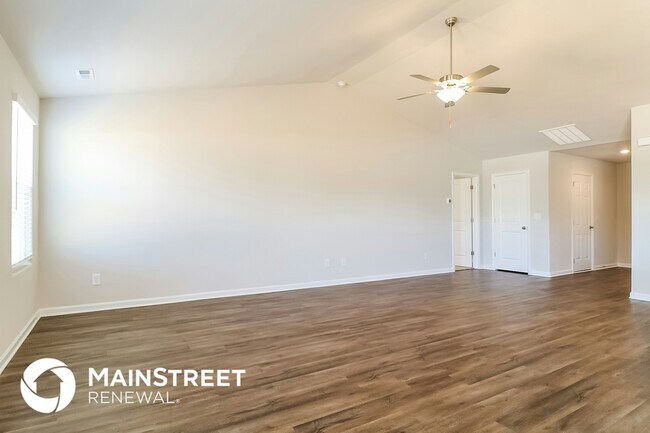 Photo - 421 Brisk Dr