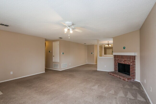 Photo - 4054 Hunters Creek Dr