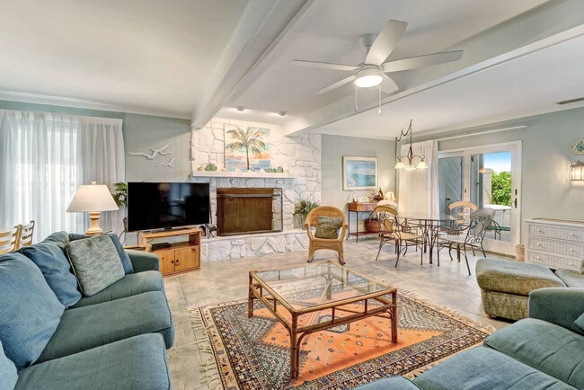 Building Photo - 2340 S Fletcher Ave Unit ID1248250P Rental