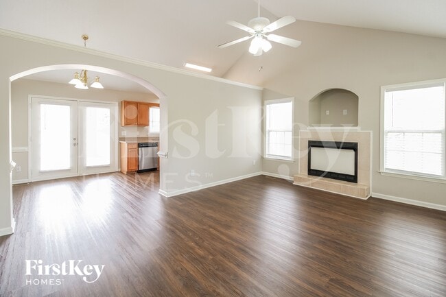 422 Twin Valley Dr