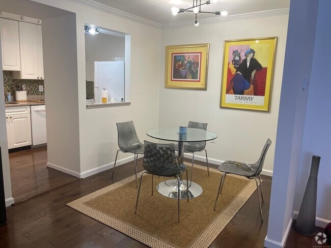 Building Photo - 3 Kiwi Corner Unit 3 Rental
