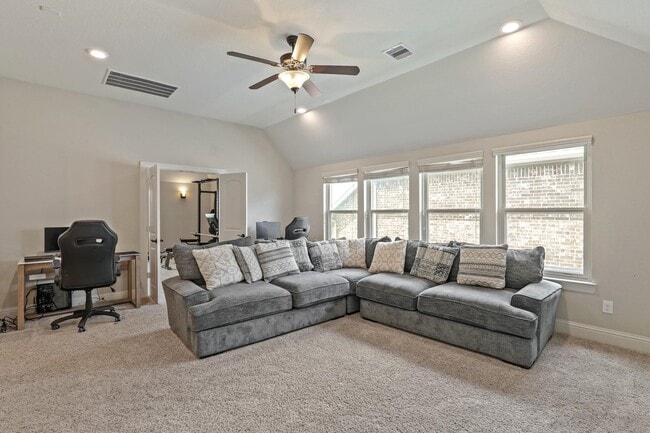 Building Photo - 5730 Balcones Ridge Ln