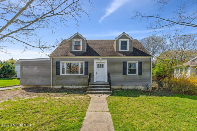 Building Photo - 358 Beecroft Pl