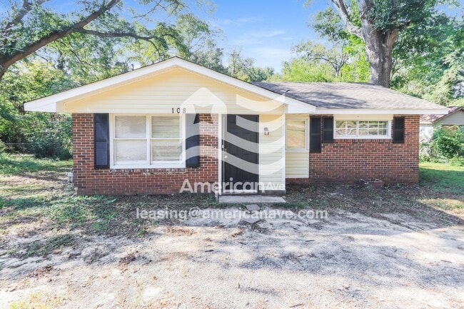 Building Photo - 108 Torres Dr