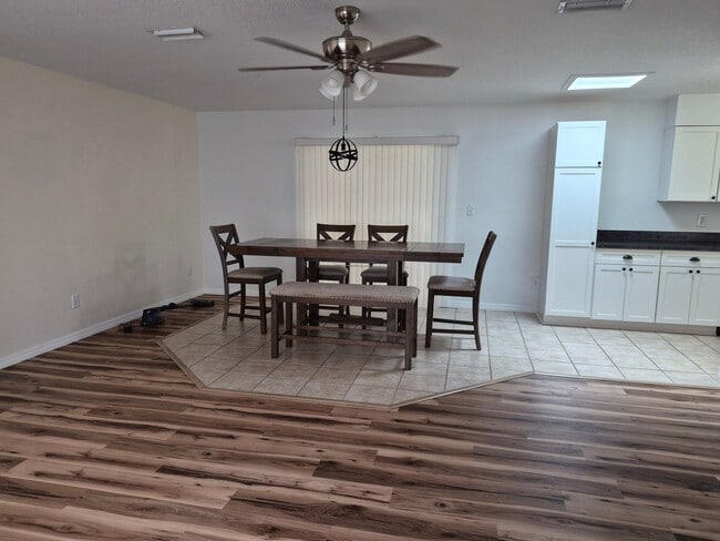 Photo - 2956 Carriage Dr