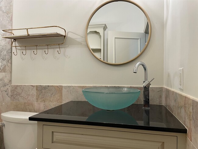 Photo - 5911 Winsome Ln