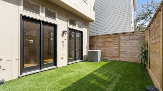 Photo - 1103 Summer St