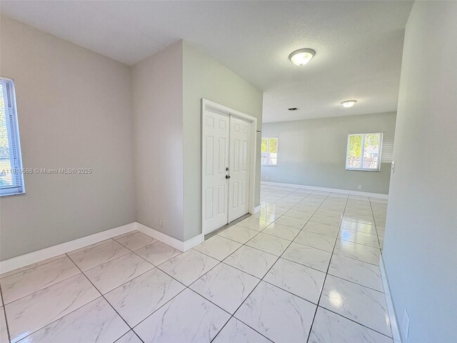 Photo - 249 NW 8th Ave