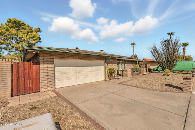 Building Photo - 9020 N 29th St Rental