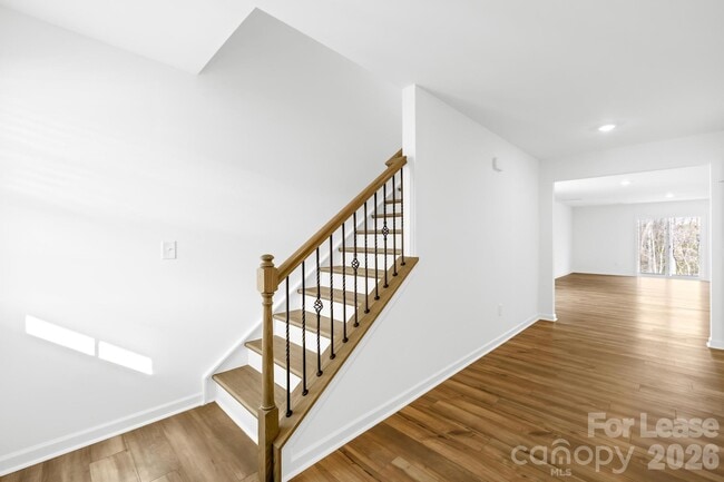 Photo - 544 Sand Dunes Dr