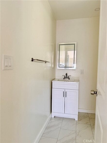 Photo - 1316 N Hollywood Way