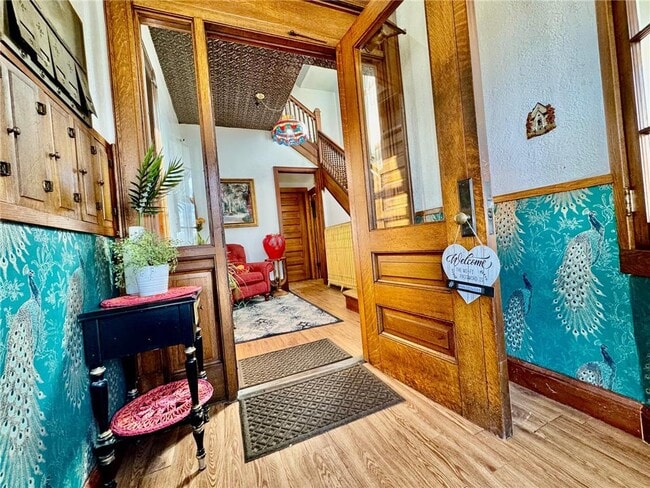 1464 W Minnehaha Ave