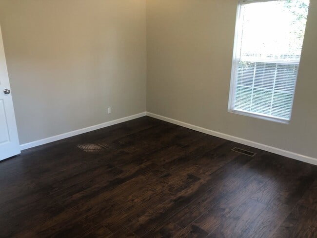 Photo - For Rent
