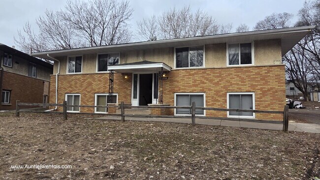 UPDATED 2 Bedroom 1 Bath with an office  Columbia Heights