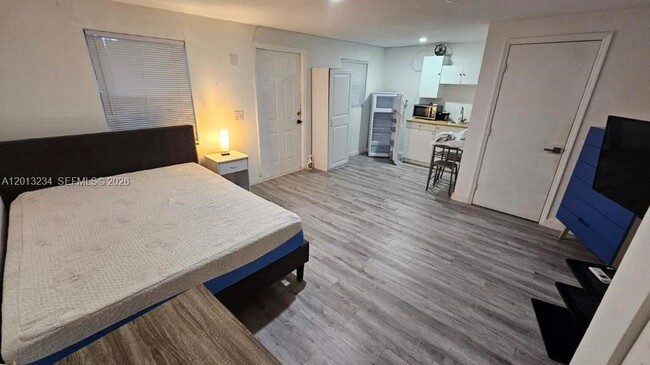 Photo - 4201 SW 32nd Dr Unit 1