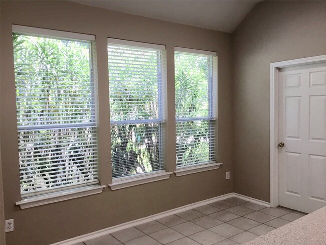 Photo - 14 Heron Hollow Ct